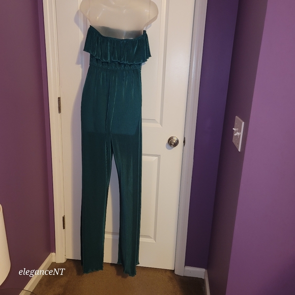 Fashion Nova Off Shoulder Teal Jumpsuit Sz: M - Picture 7 of 8
